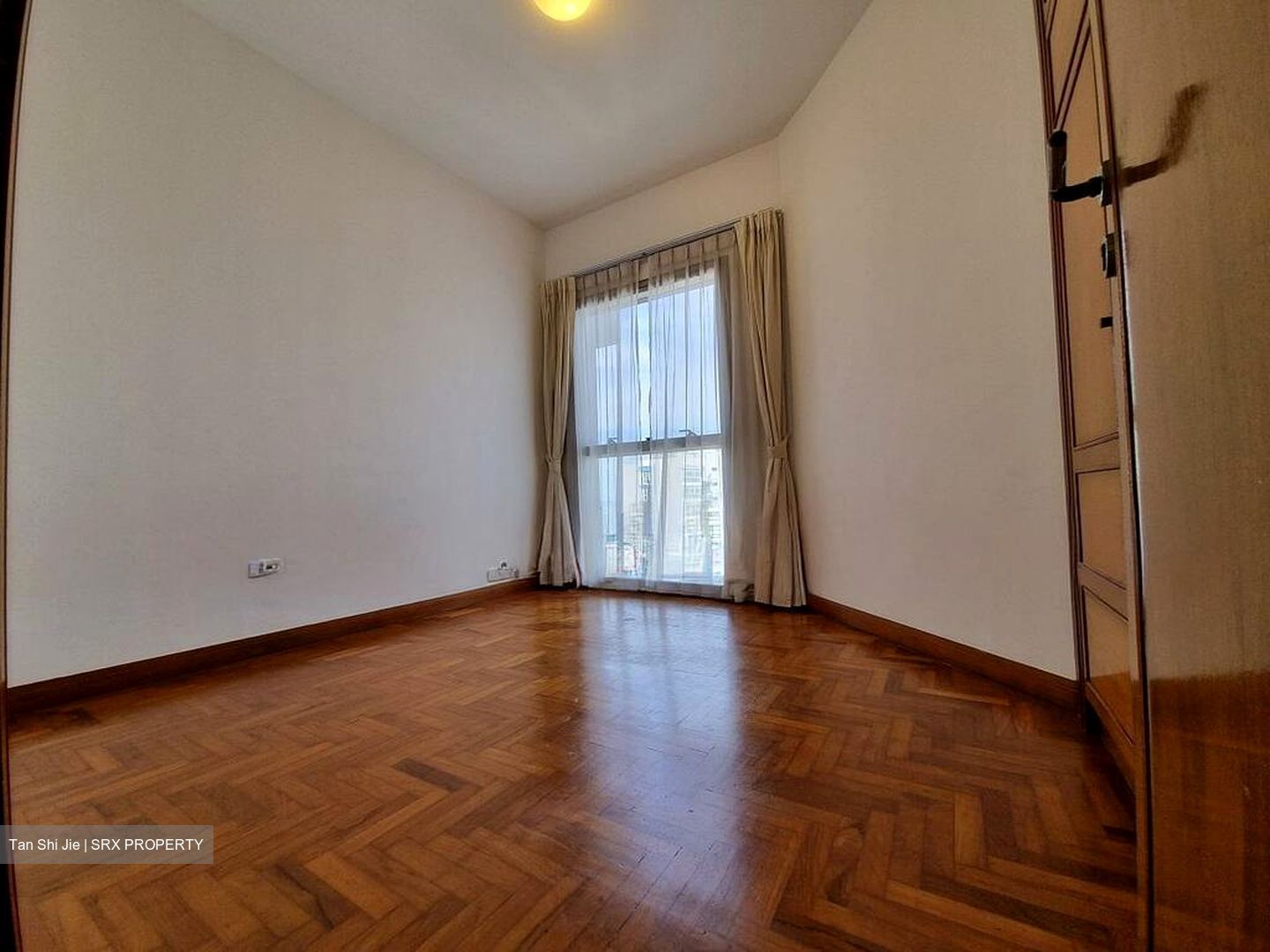 The Bayshore (D16), Condominium #496188981
